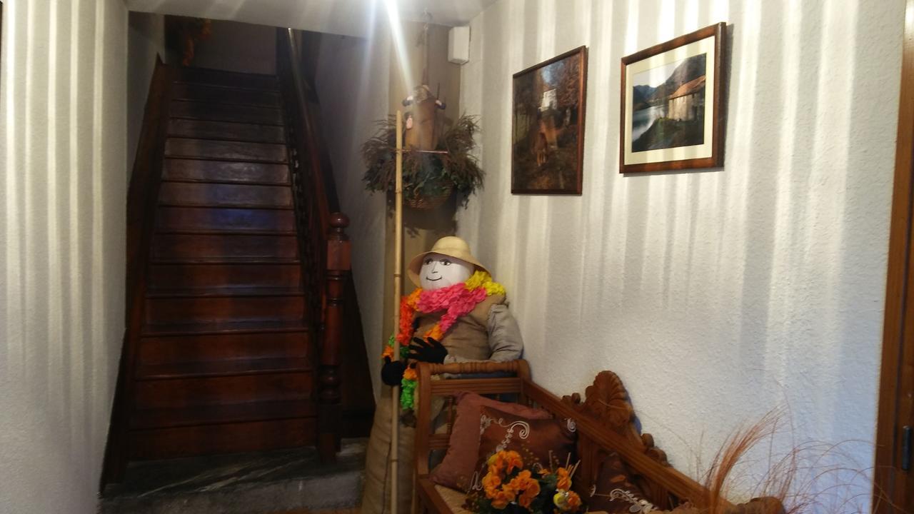 Готель Hostal Ekaitza Лесака Екстер'єр фото